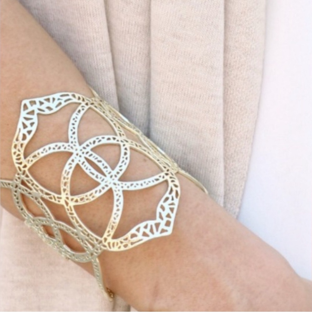 EUC Kendra Scott Roni Gold Cuff - Picture 2 of 2